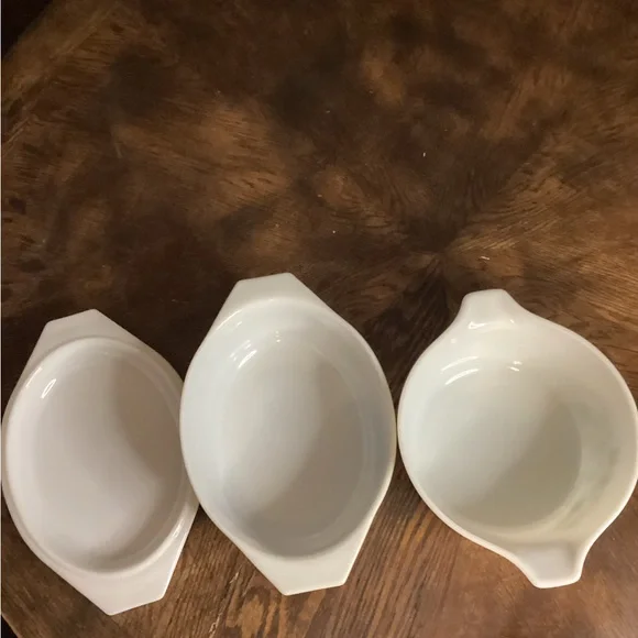 Pyrex Spring Blossom Crazy Daisy green/white casserole w/ lid & Bowl - Picture 5 of 5